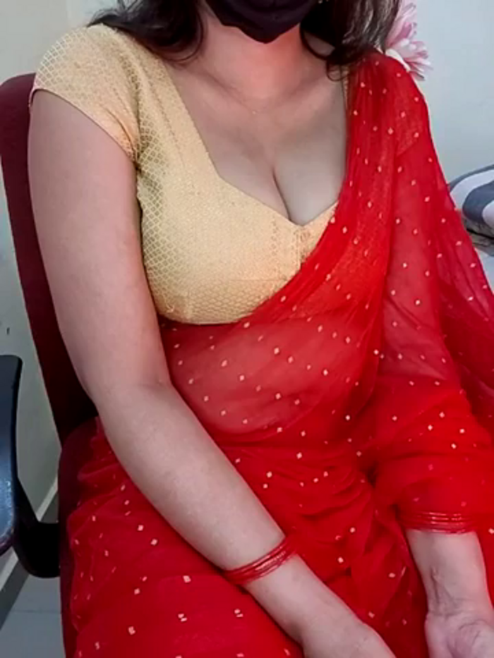 kaamuk_shweta