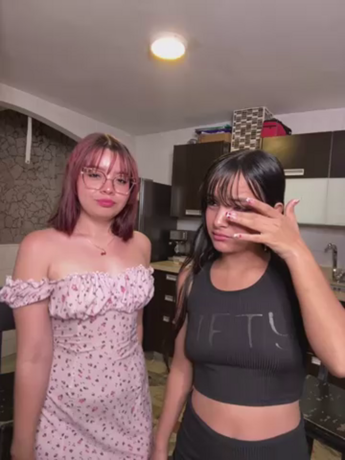 kevin_hotgirls