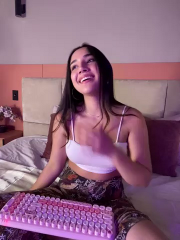 AniiRose