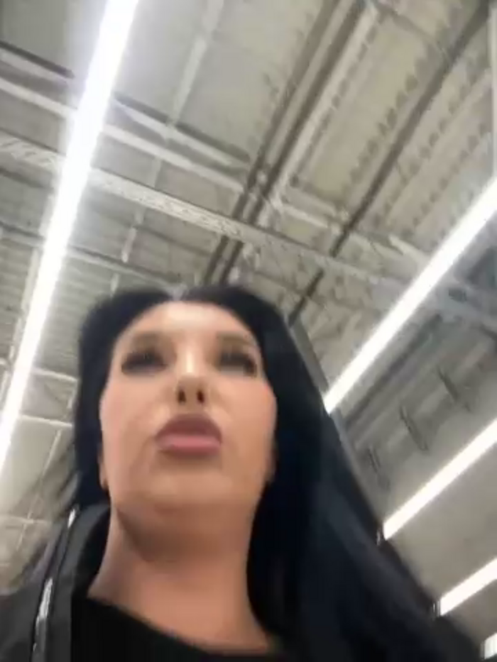 Tisha_Busty