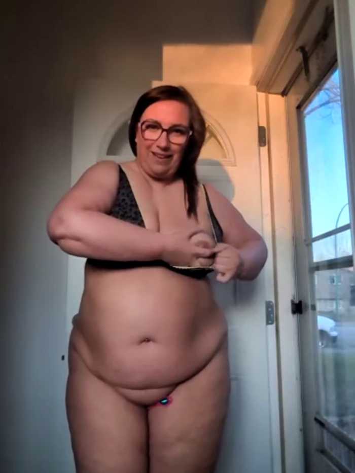 Canadian_BBW