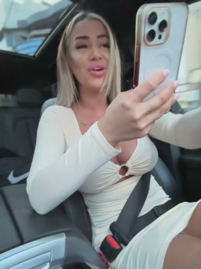 KirstieVegas