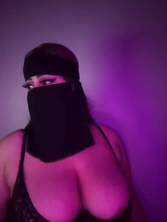 QueenDina777