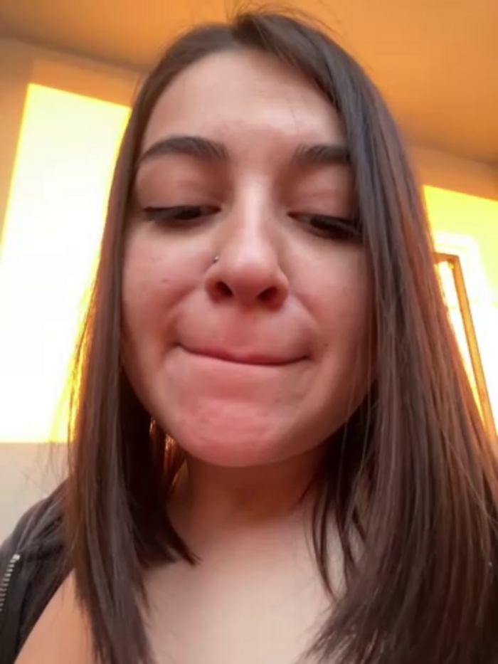 EllyBigTits