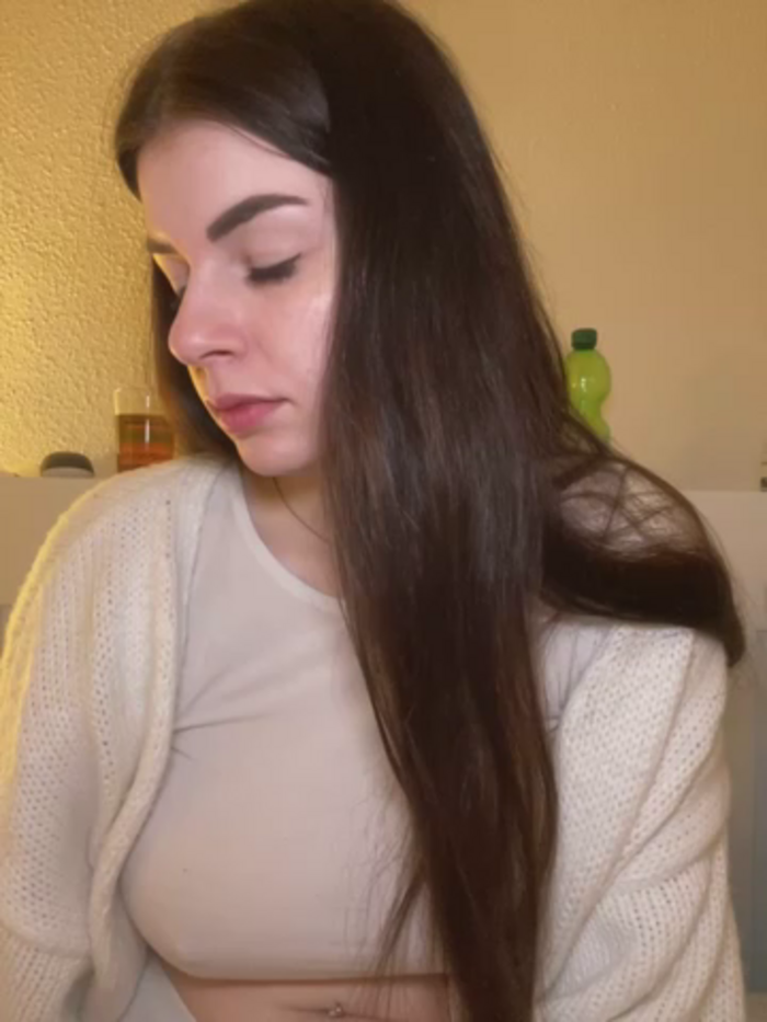 EllyNora