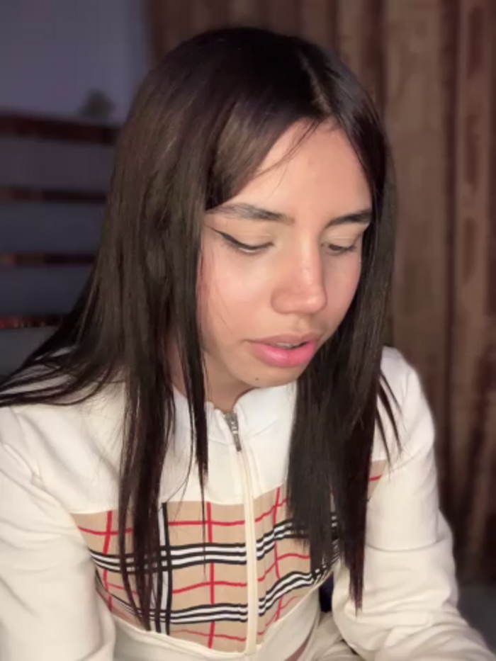 Laura-Khalifa