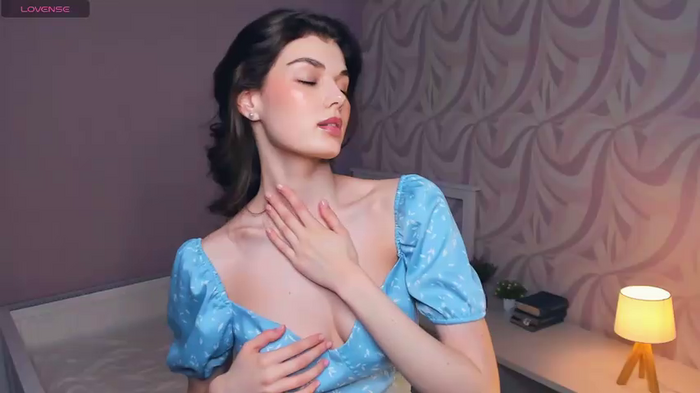 FloraDobb