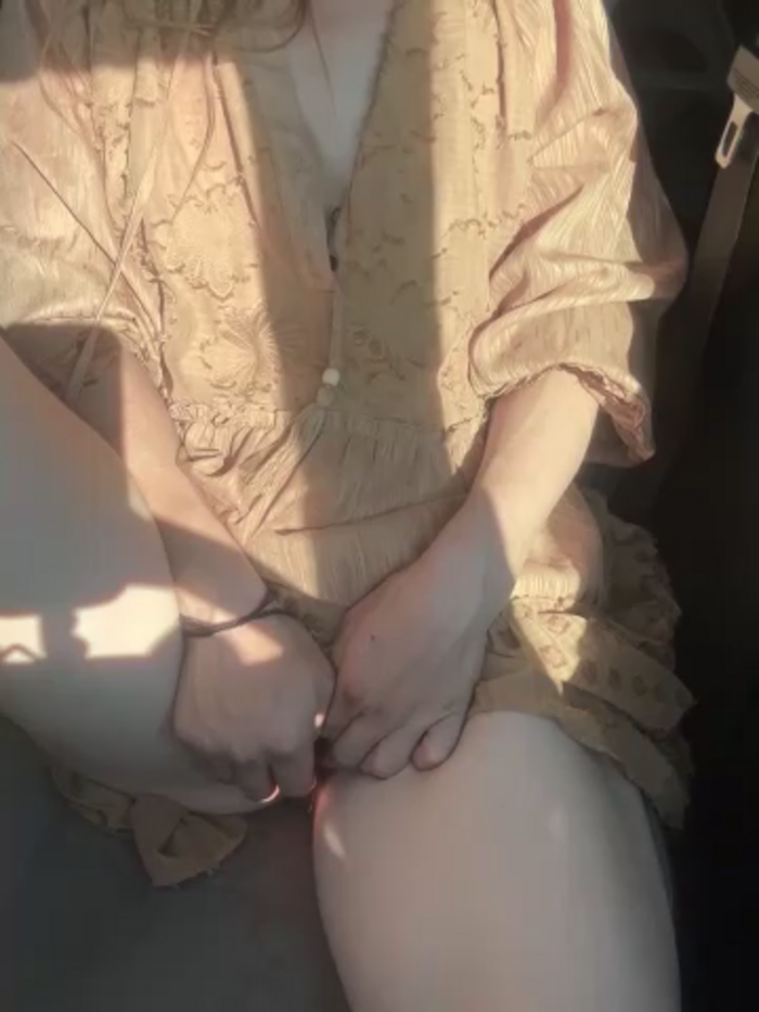 GoldenFlameGoddess
