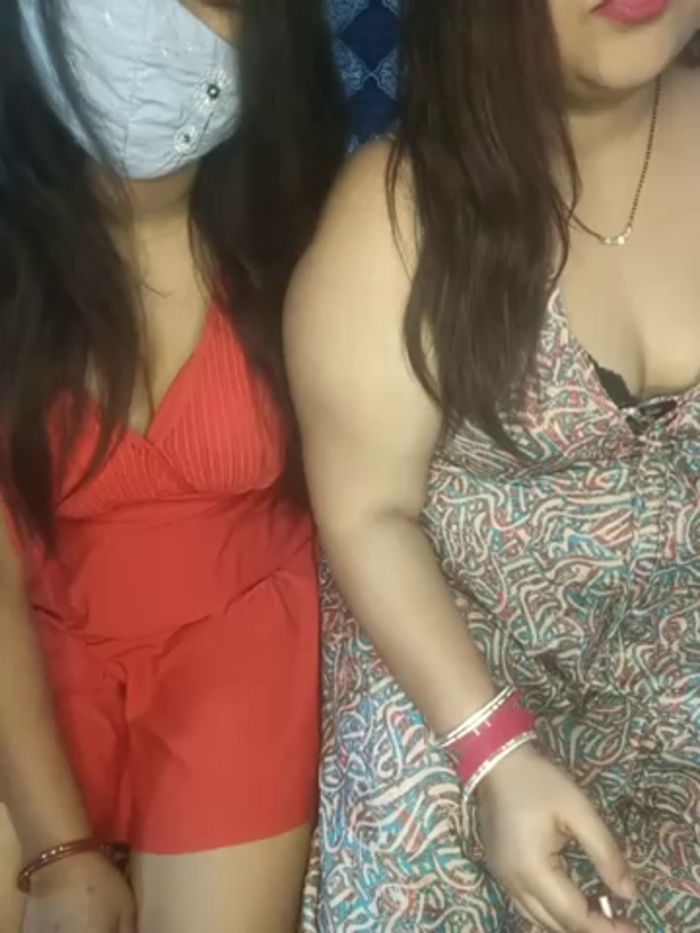 Indian_hotmilfs