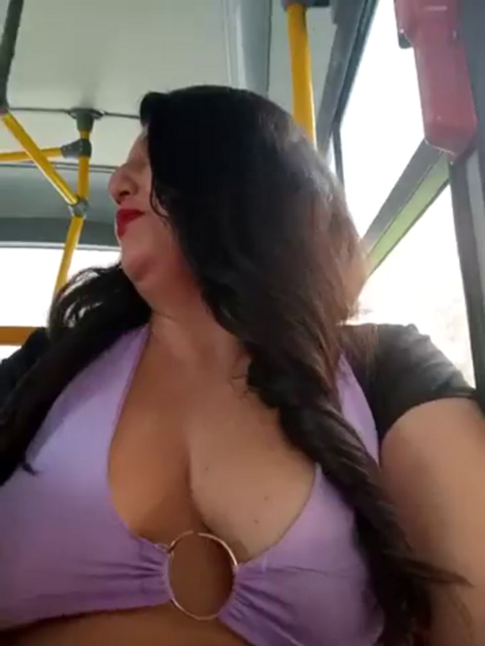 Melany_daring