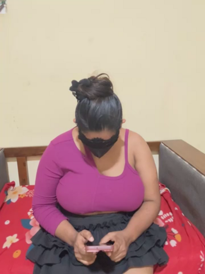Share-SL-Wife-69