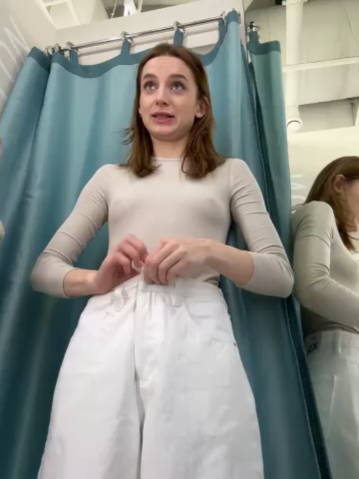 -AngelAri-