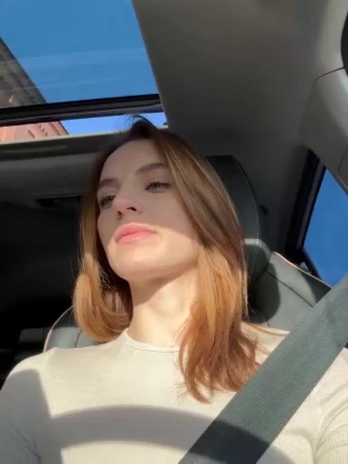 -AngelAri-
