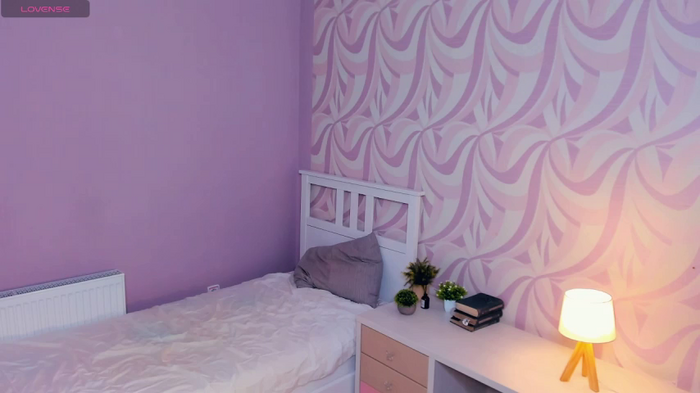 FloraDobb