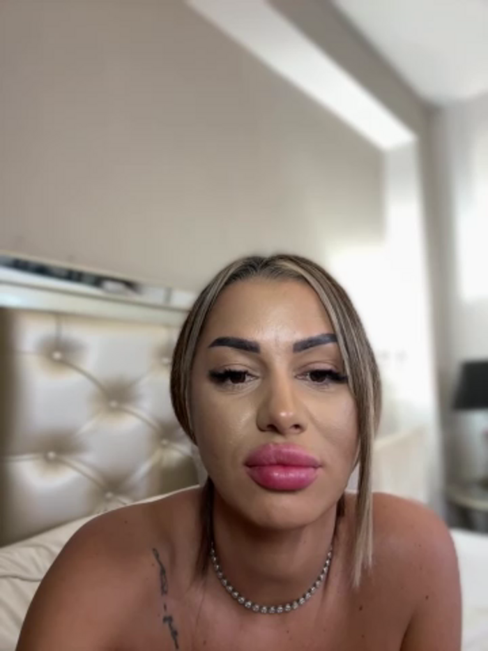 KirstieVegas