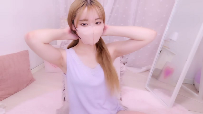 MOMONA_xo