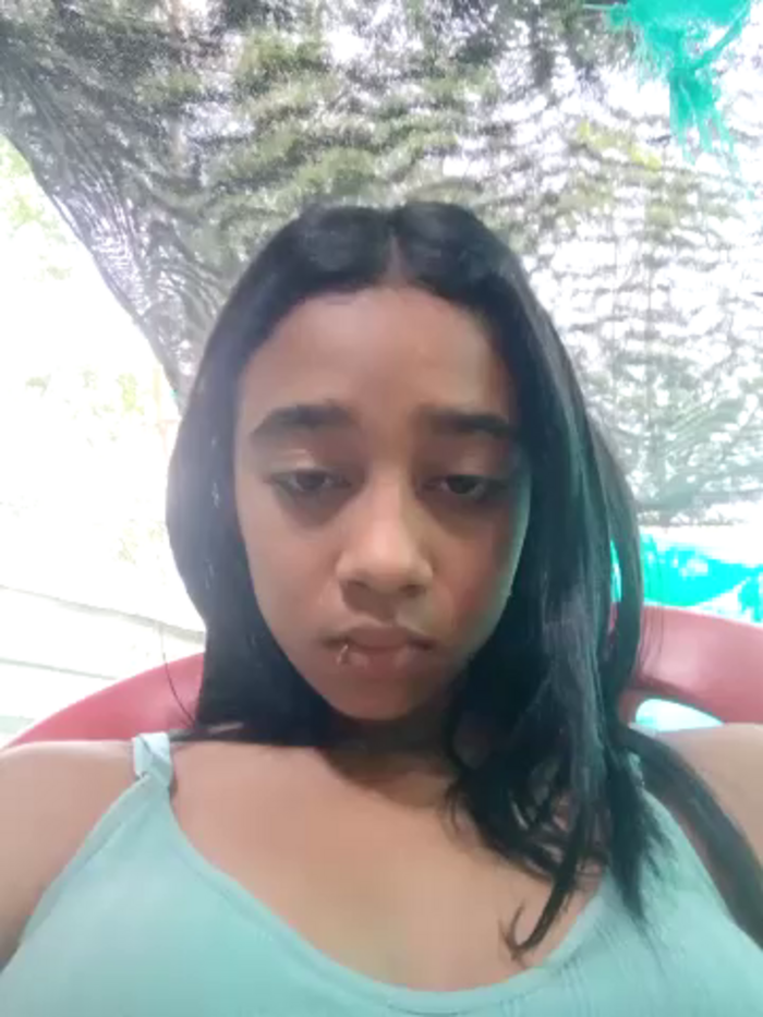 Zoe_Sweett18