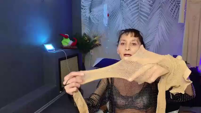 Angelina_Annual