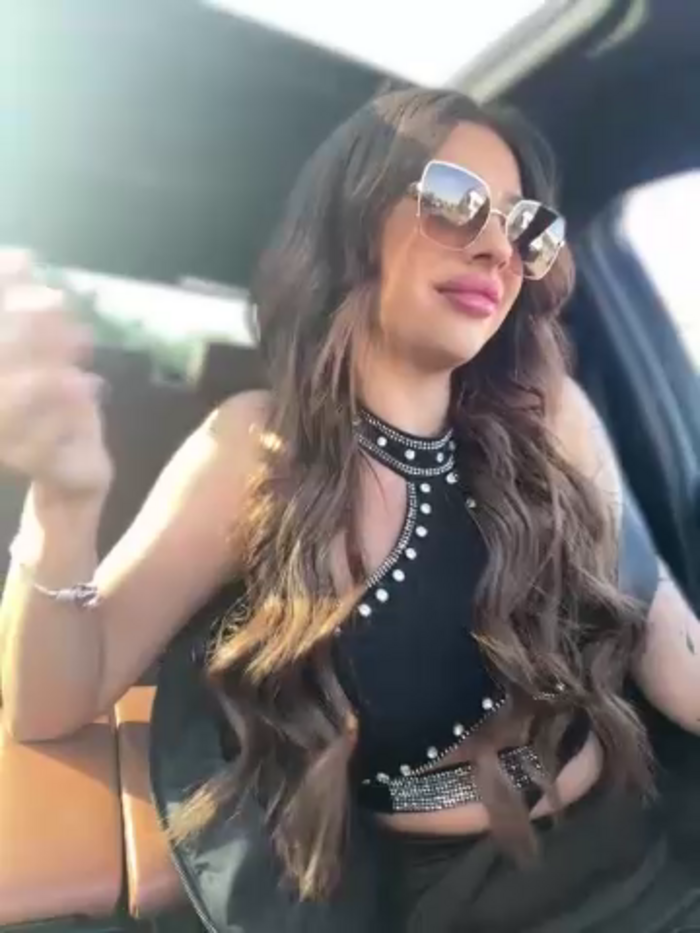 LaraVegas_