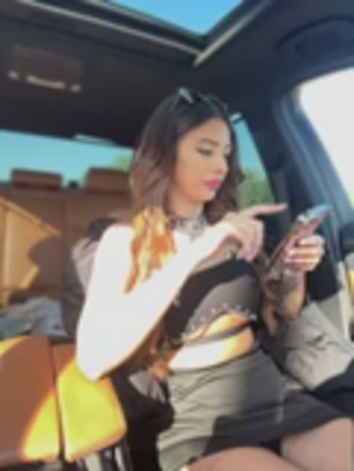 LaraVegas_