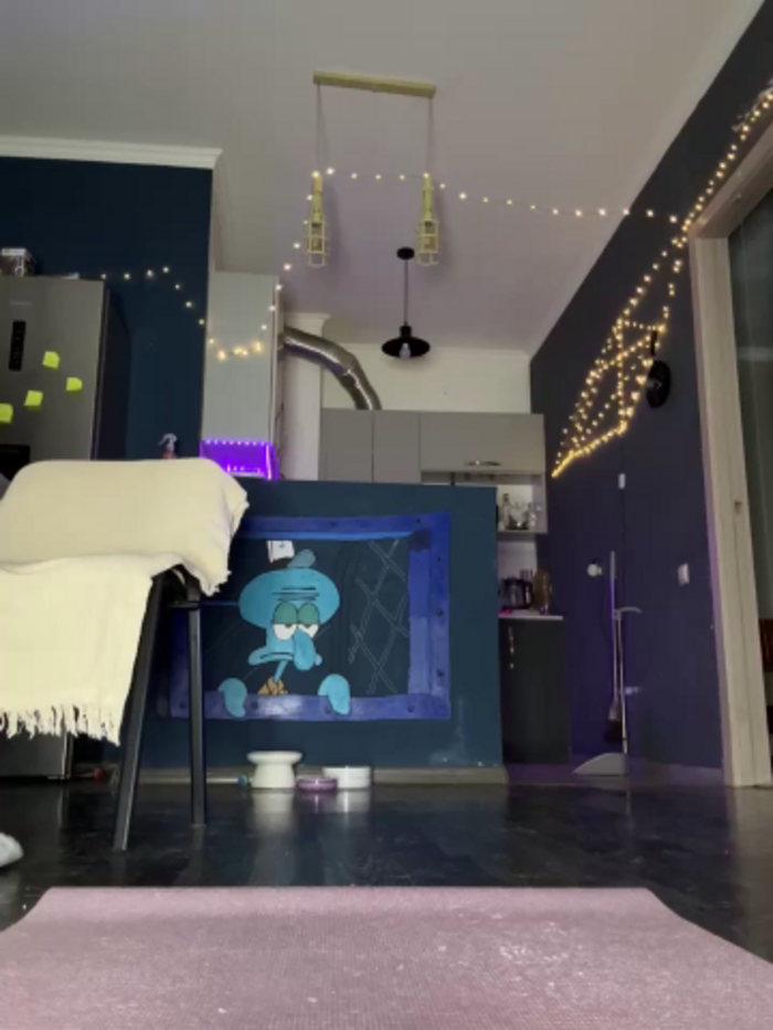 NickiLike