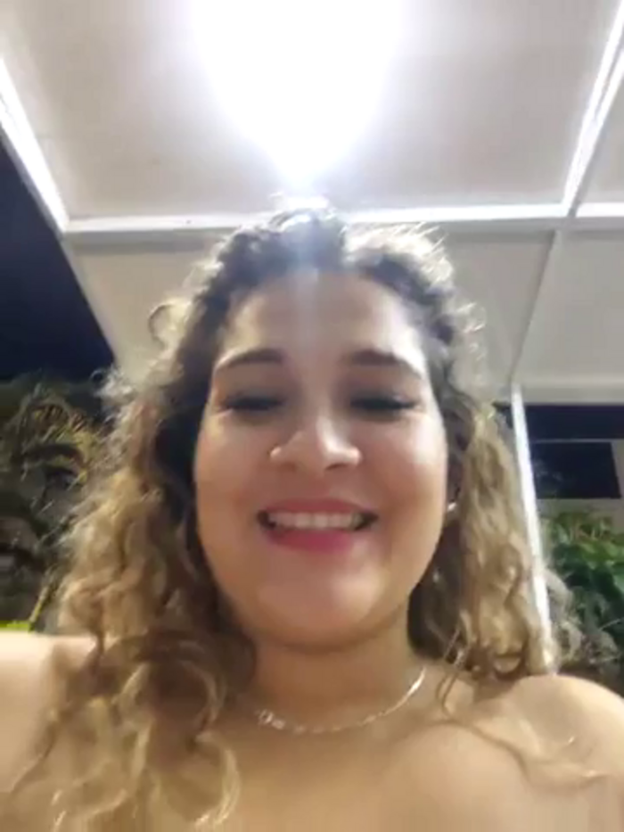 Sara_smiiith211