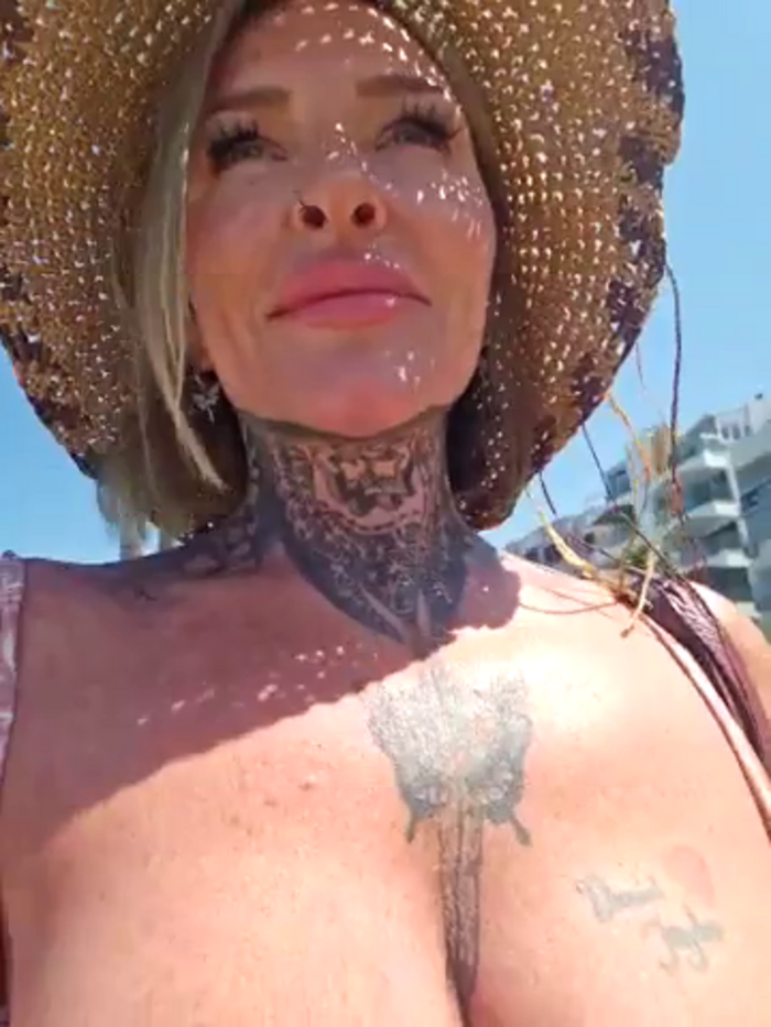 YourMommyBlair