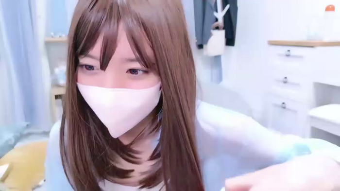 -Yuria-