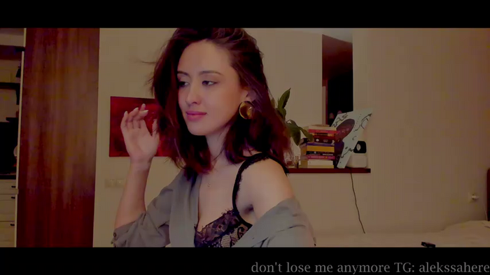 Alexa_Girl1