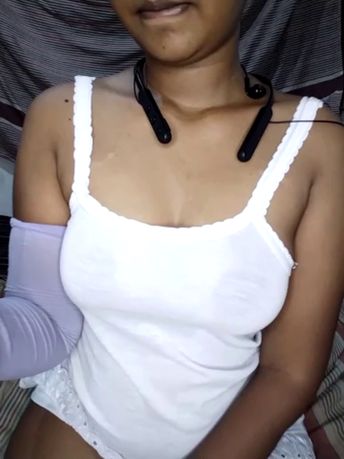 Ashugril_hot