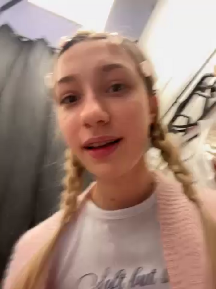 Lia__Love