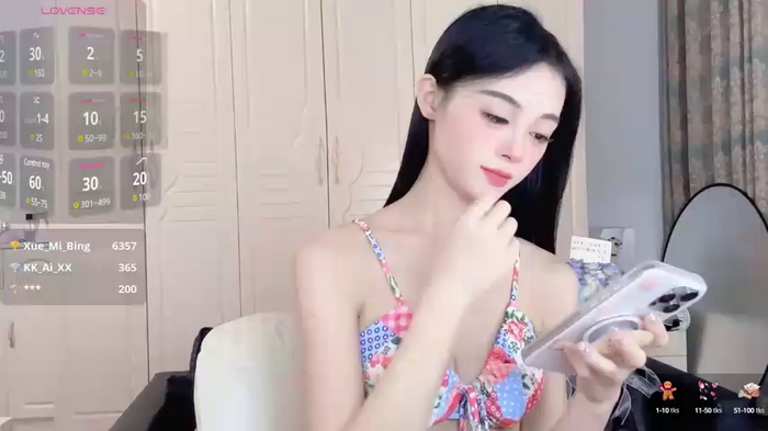 Mila825