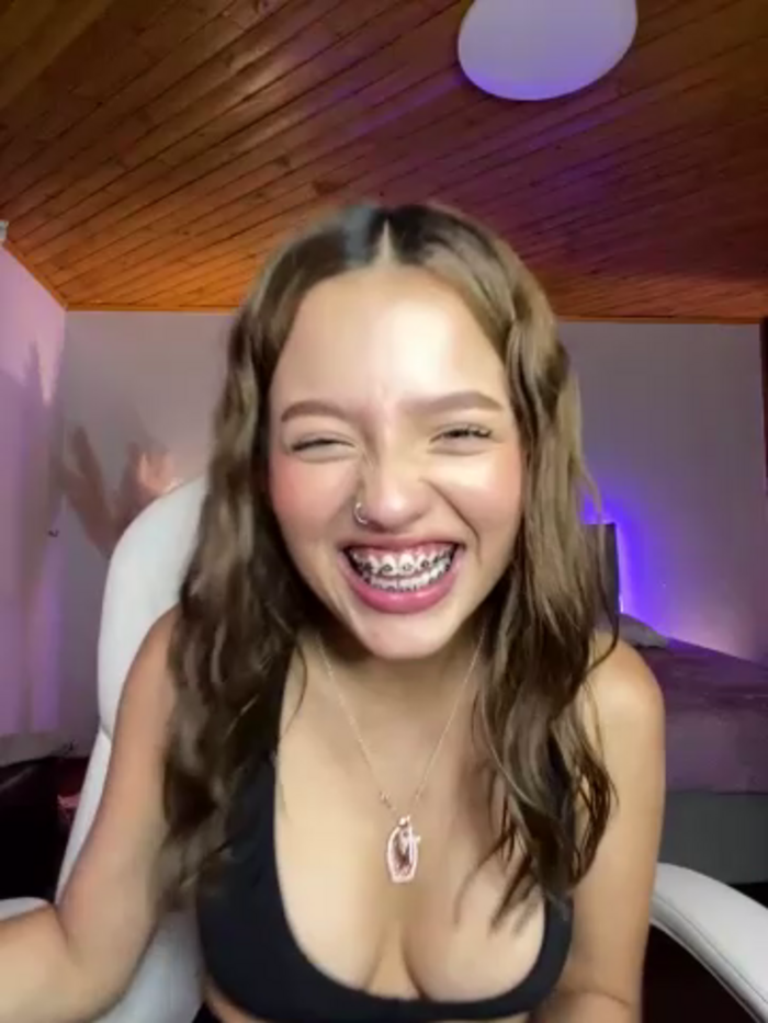 Sofia18_pinkk