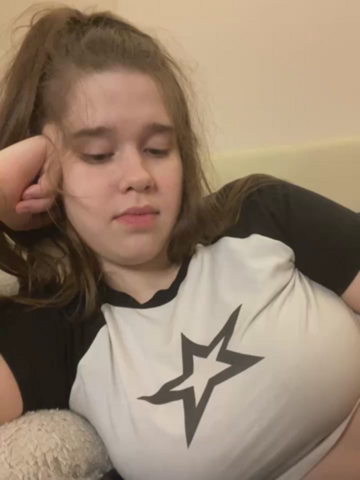 HornyGirlH