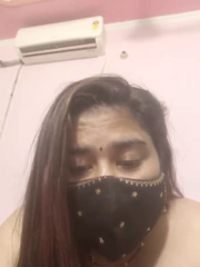 Indian_hotmilfs