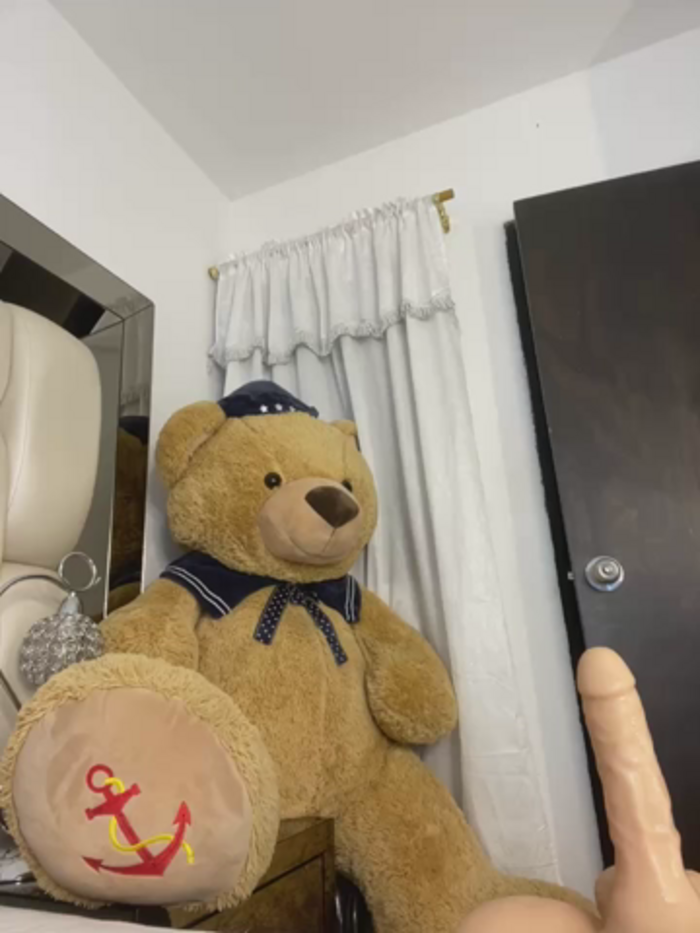 ALISSON_FOXXX1
