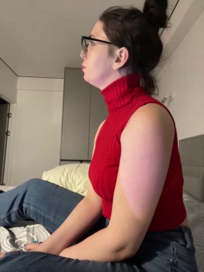 CurlyLara