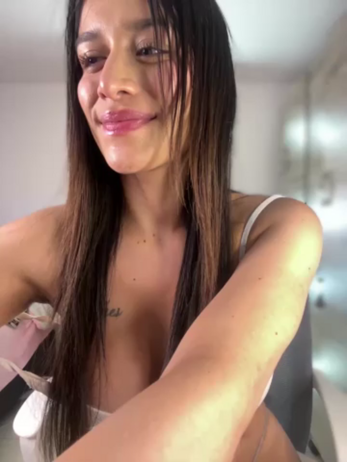 Emmily_19