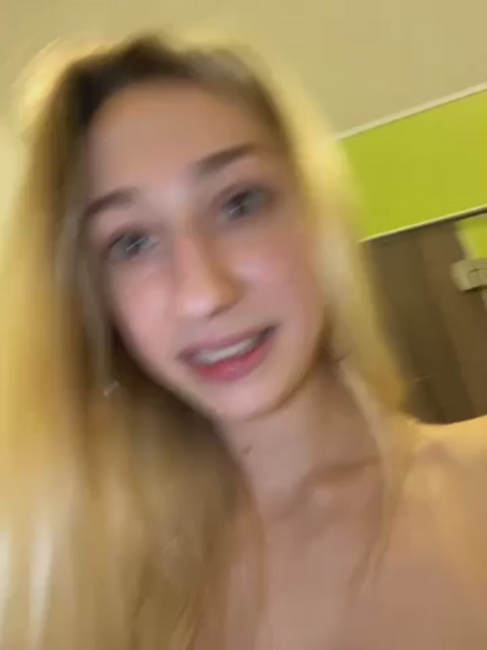 Lia__Love