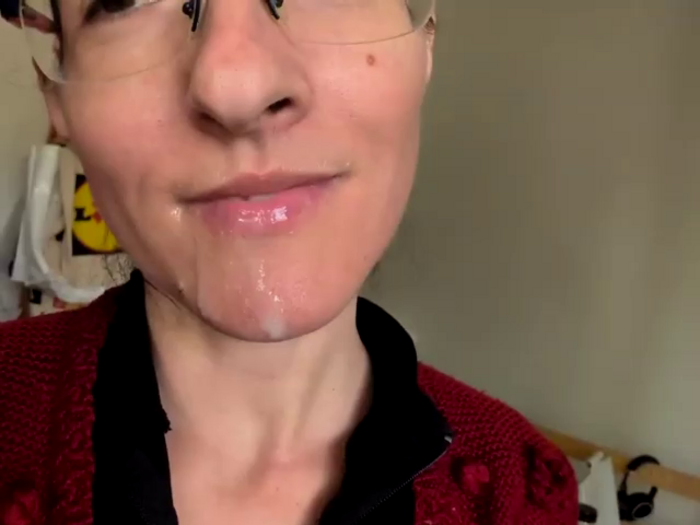 Milky_hairy_mommy