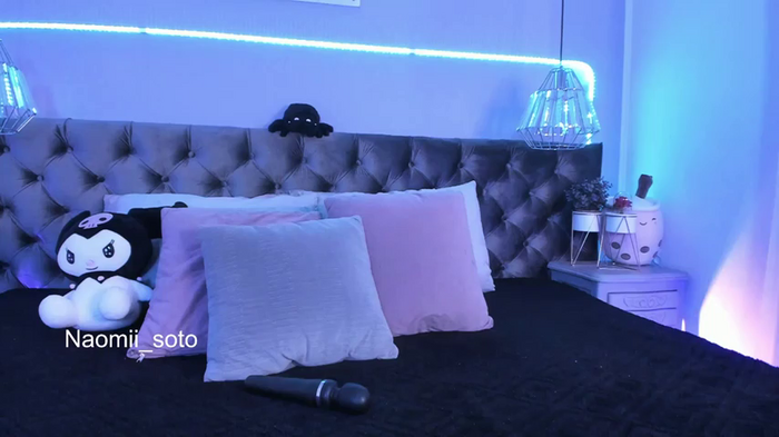 Naomii_Soto