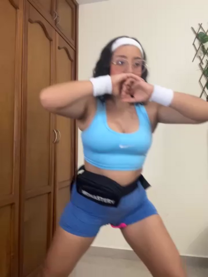 Kay_LustyWife