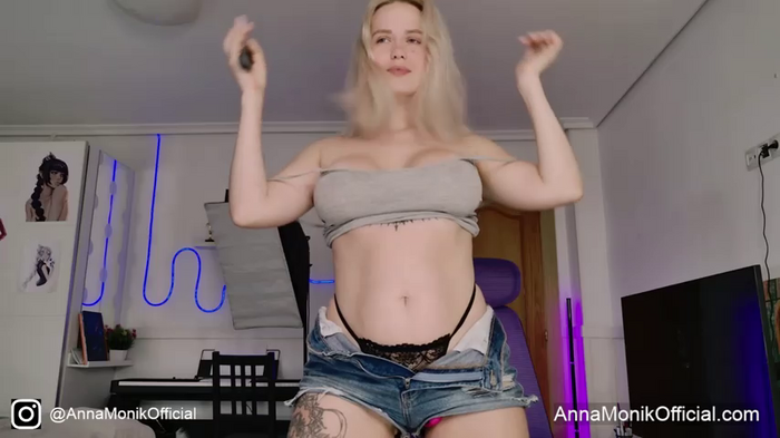 AnnaMonik_X