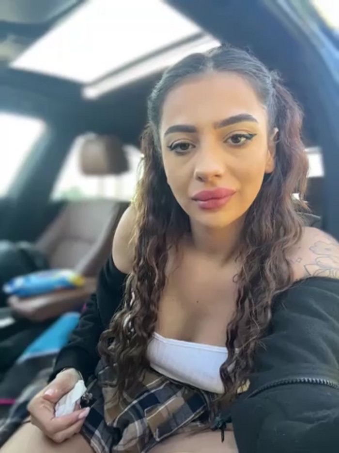 LaraVegas_