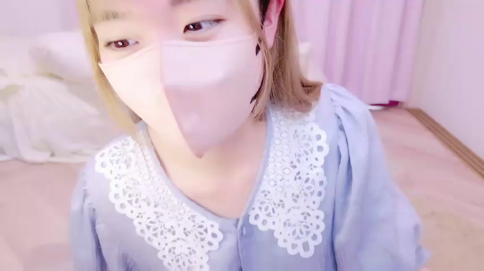MOMONA_xo