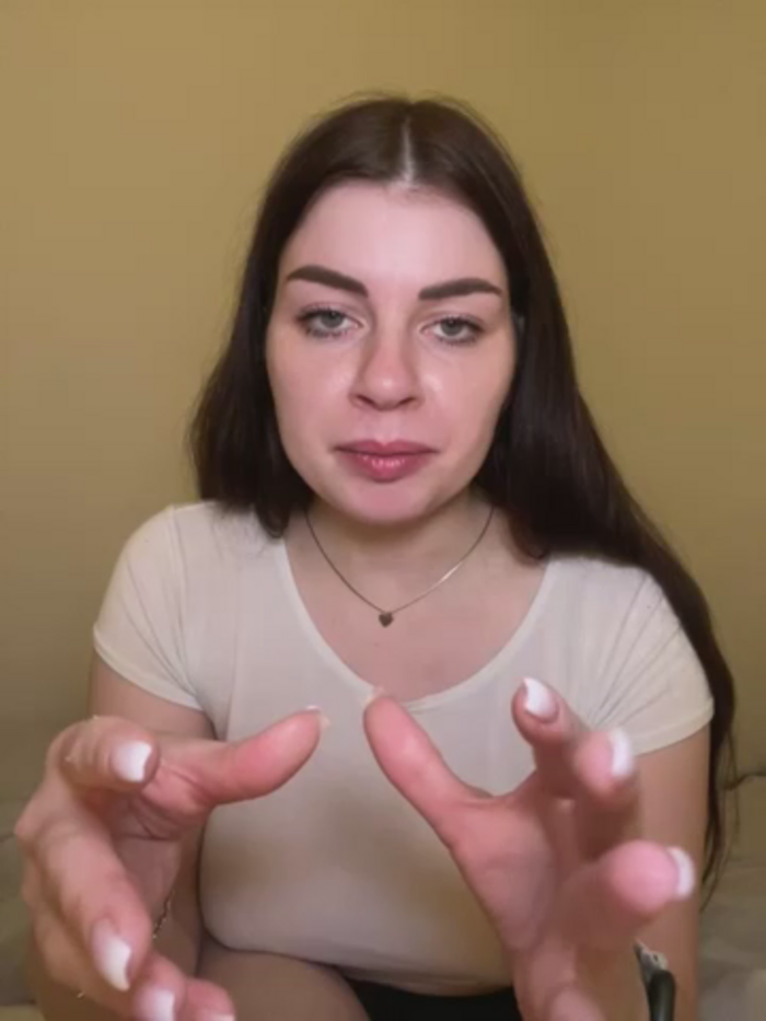 EllyNora