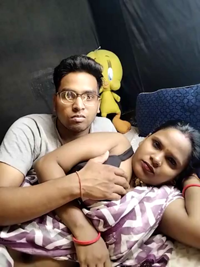 Hot_couple_99