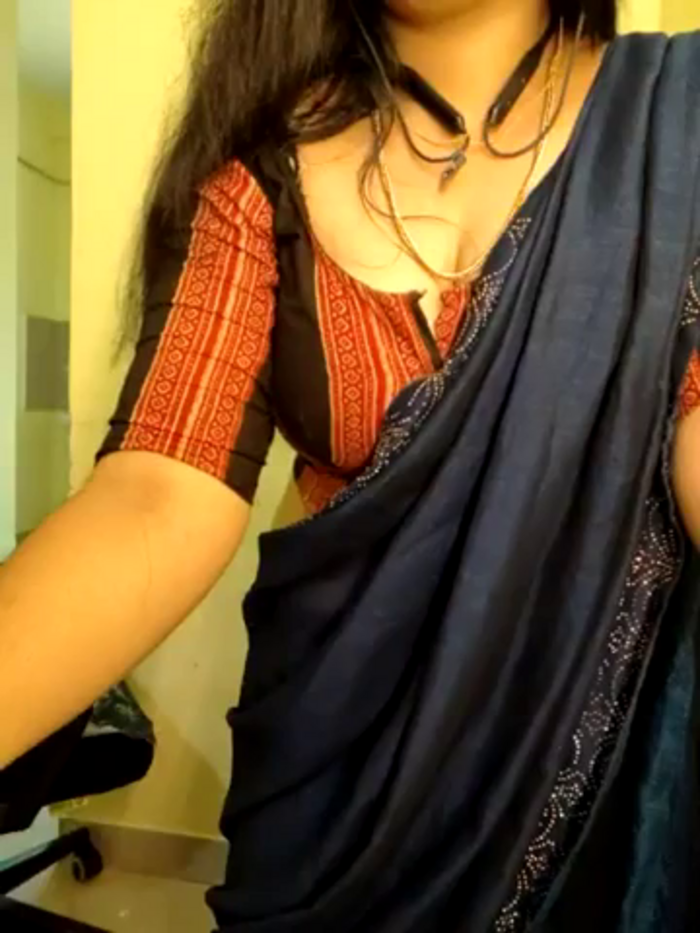 Mallu_MayaMadhav