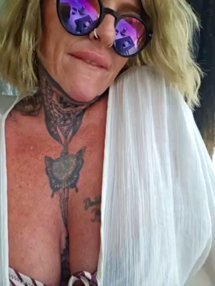 YourMommyBlair
