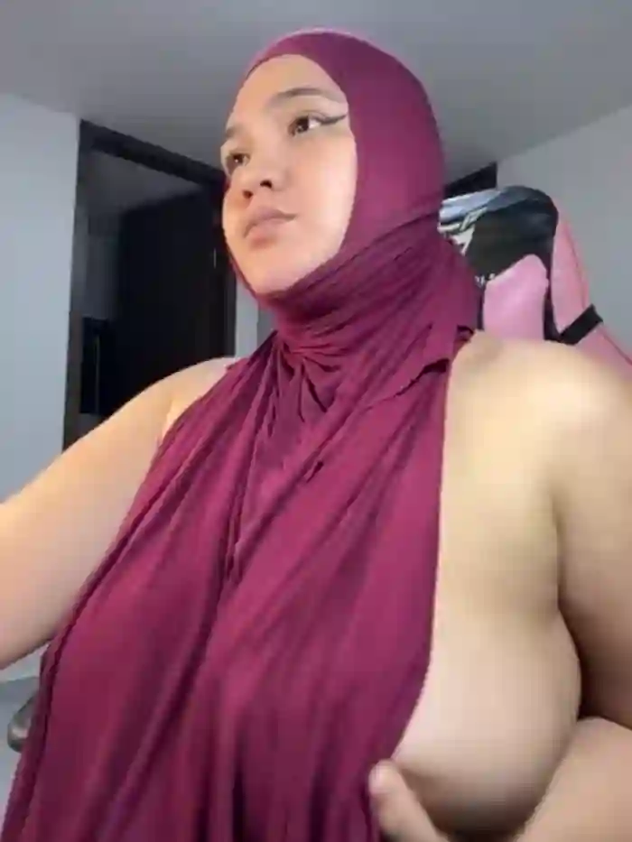 2025/05/02/stripchat-sweetmuslim01-03-20-48